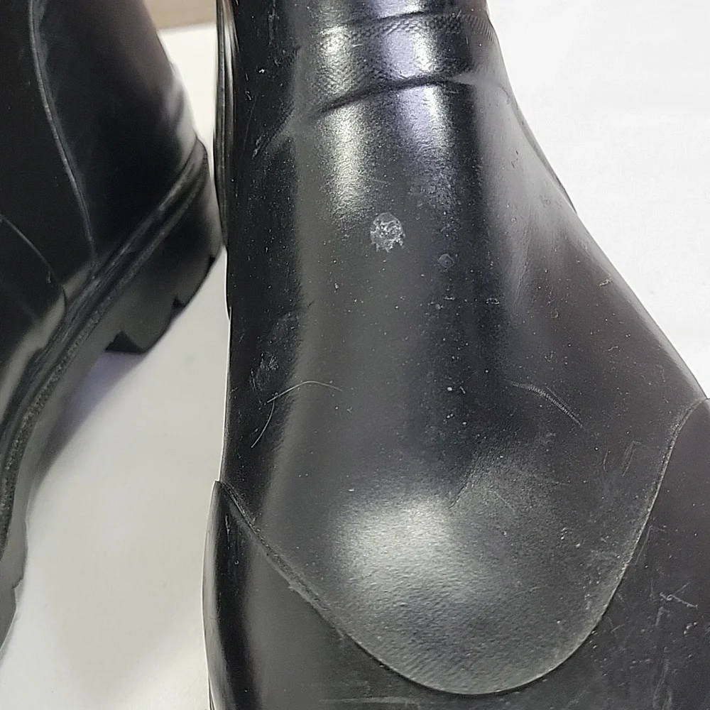Womens Michael Kors Black Exotic Print Rain Boots Size 9